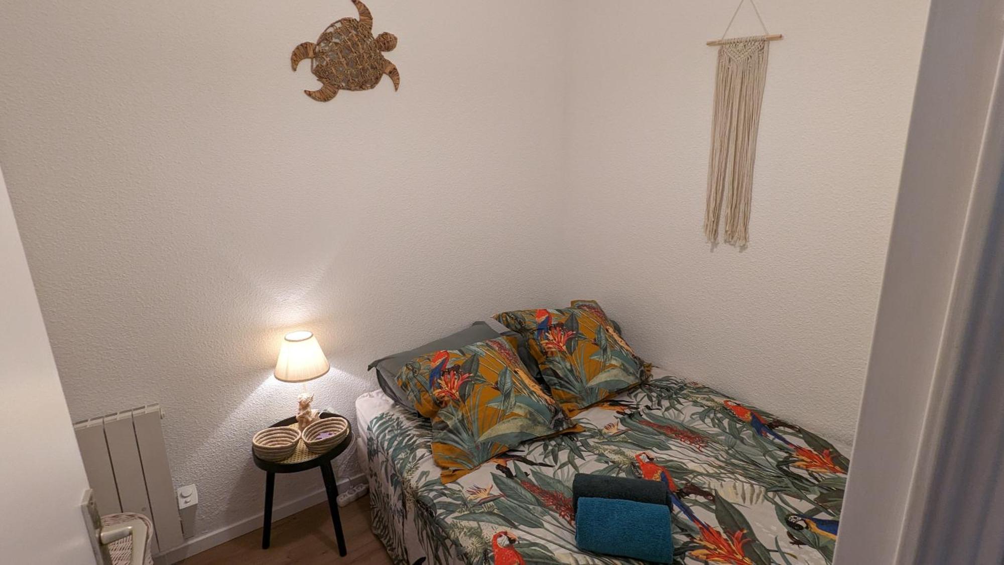 Maisonnette Kalis Calme Avec Climatisation Parking Jardin Cadre Campagne Plages A Pieds Bandol Ngoại thất bức ảnh