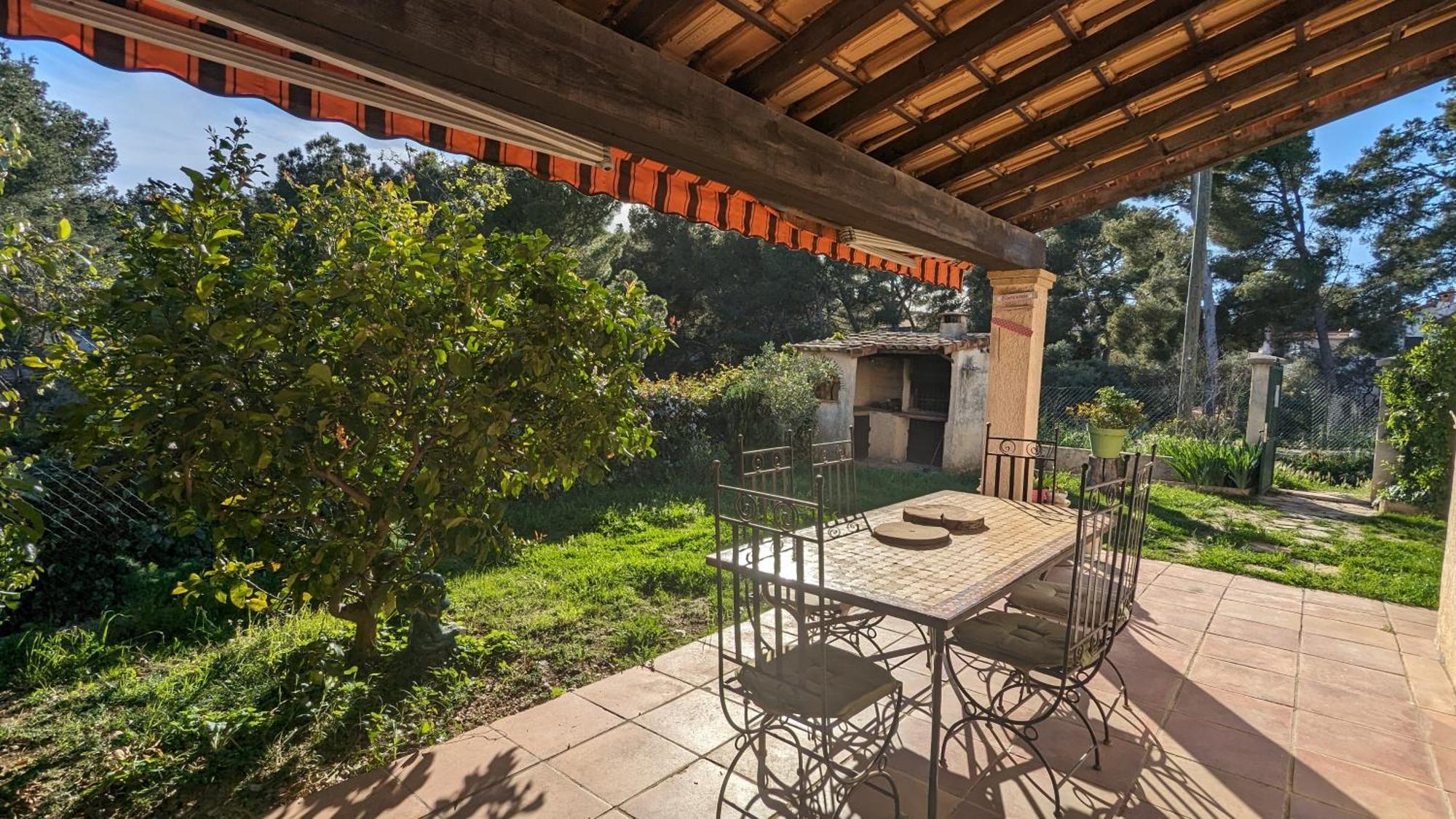 Maisonnette Kalis Calme Avec Climatisation Parking Jardin Cadre Campagne Plages A Pieds Bandol Ngoại thất bức ảnh