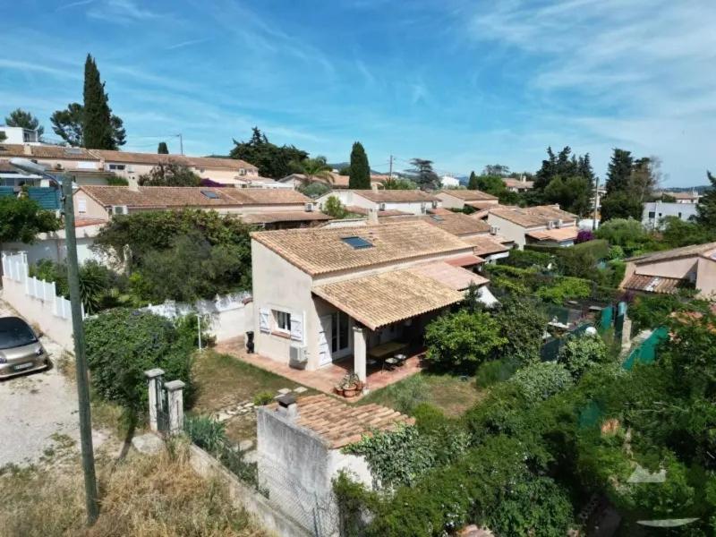 Maisonnette Kalis Calme Avec Climatisation Parking Jardin Cadre Campagne Plages A Pieds Bandol Ngoại thất bức ảnh